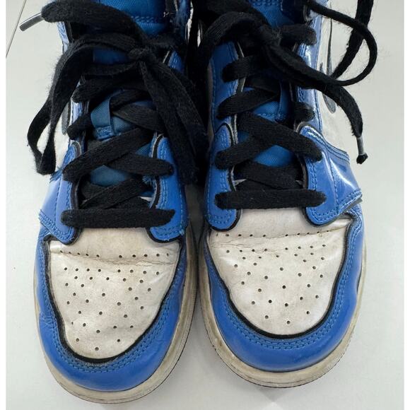 Authentic Nike Air Jordan 1 Retro High OG Obsidian Blue Athletic Shoe Youth 5 - Picture 2 of 9